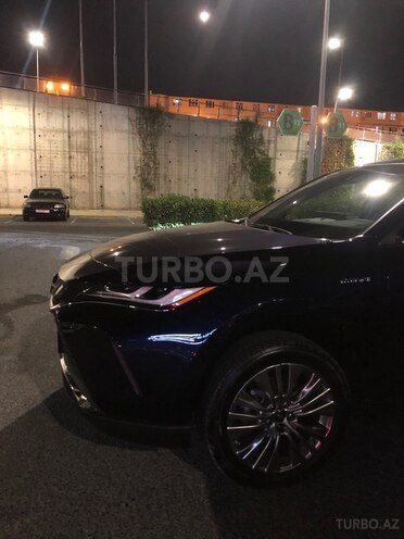 Toyota Venza 2023, 15,700 km - 2.5 l - Bakı