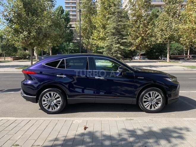 Toyota Venza 2023, 15,700 km - 2.5 l - Bakı