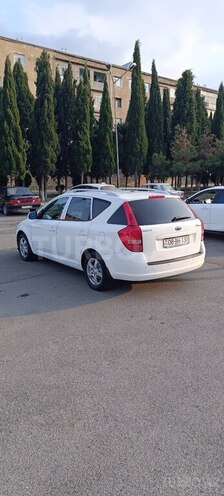 Kia Ceed 2010, 150,000 km - 1.6 л - Gəncə