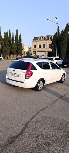 Kia Ceed 2010, 150,000 km - 1.6 л - Gəncə