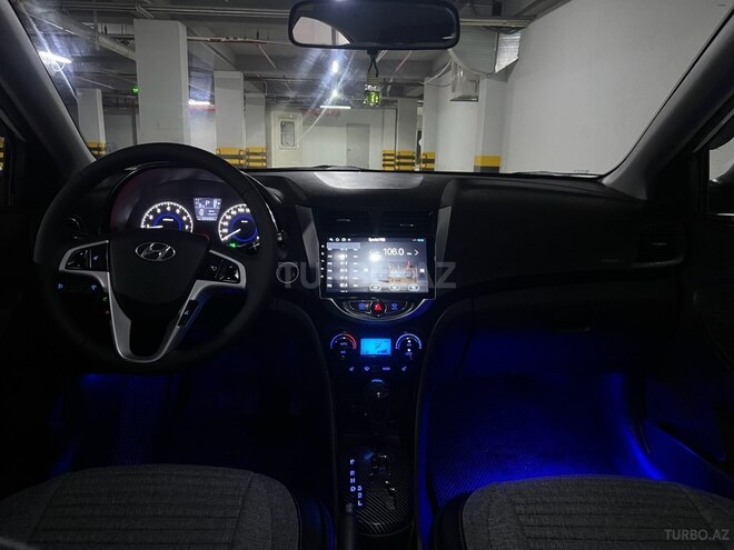 Hyundai Accent 2011, 293,500 km - 1.6 l - Bakı