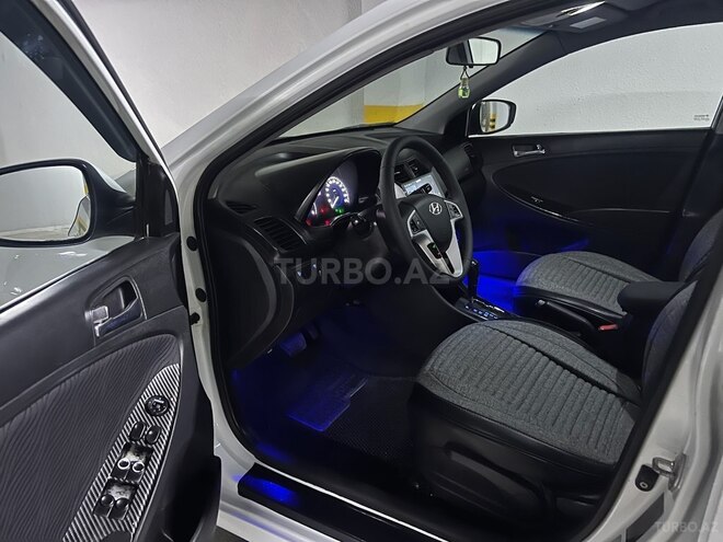 Hyundai Accent 2011, 293,500 km - 1.6 l - Bakı