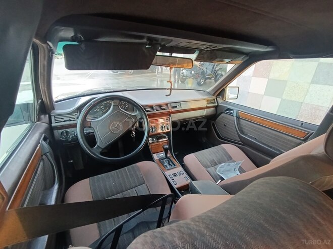 Mercedes 250 D 1993, 333,300 km - 2.5 l - Bakı