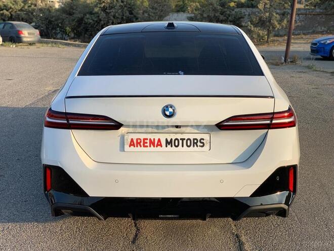 BMW 530e-4