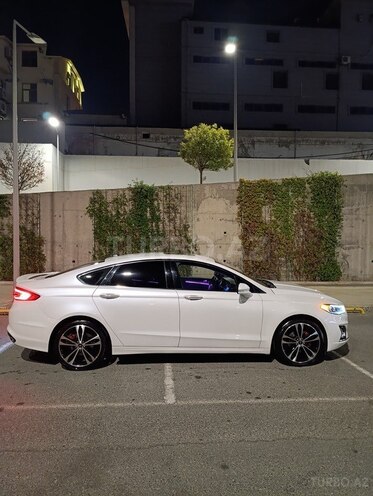 Ford Fusion (North America) 2017, 121,800 km - 2.0 l - Bakı