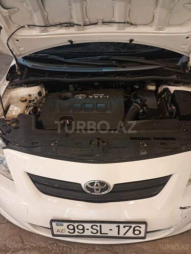 Toyota Corolla-6