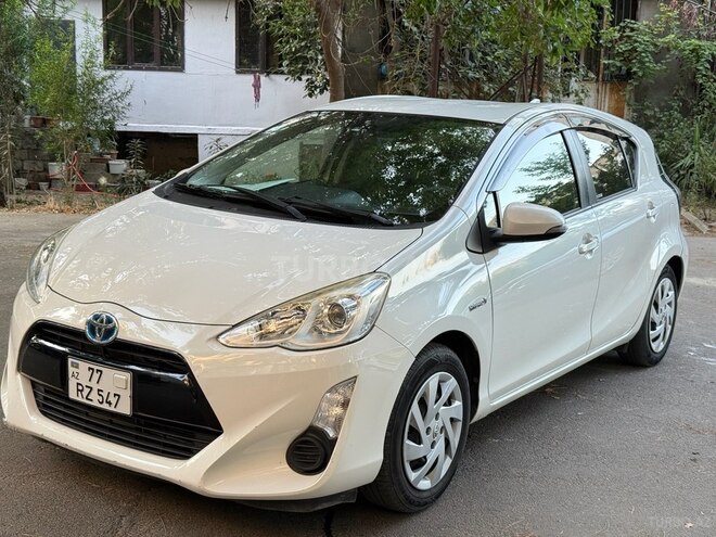 Toyota Aqua 2015, 138,600 km - 1.5 l - Bakı