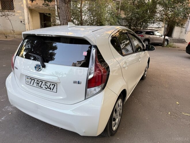 Toyota Aqua 2015, 138,600 km - 1.5 l - Bakı