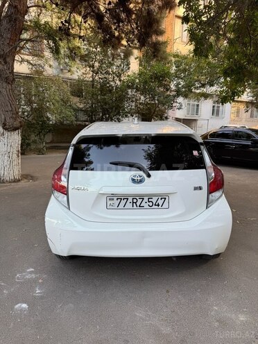 Toyota Aqua 2015, 138,600 km - 1.5 l - Bakı