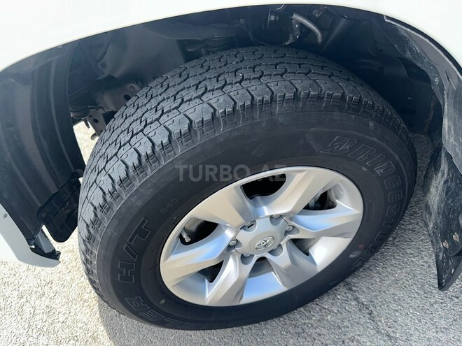 Toyota Land Cruiser Prado 2013, 243,000 km - 2.7 l - Bakı
