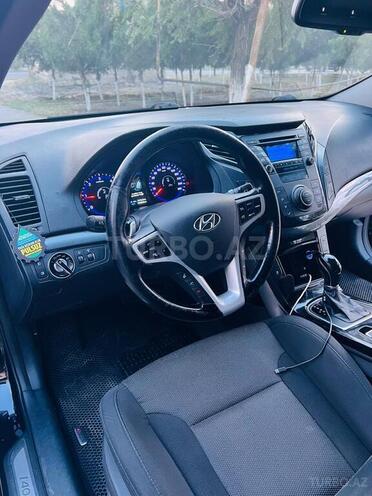 Hyundai i40 2014, 223,000 km - 1.7 l - Sumqayıt