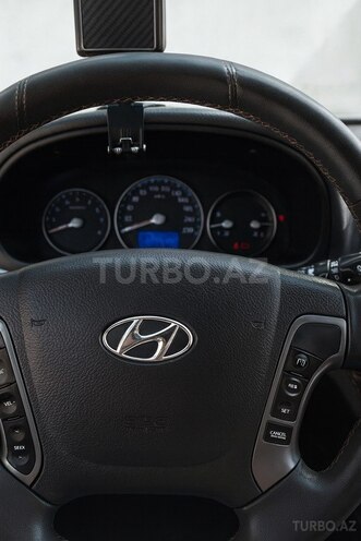 Hyundai Santa Fe-3