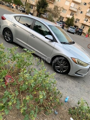 Hyundai Elantra 2016, 117,482 km - 2.0 л - Bakı