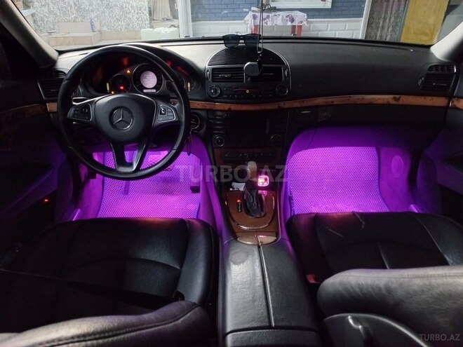 Mercedes E 320 2004, 390,000 km - 3.2 l - Şamaxı