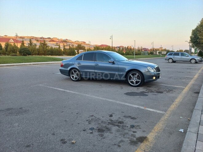 Mercedes E 320 2004, 390,000 km - 3.2 l - Şamaxı