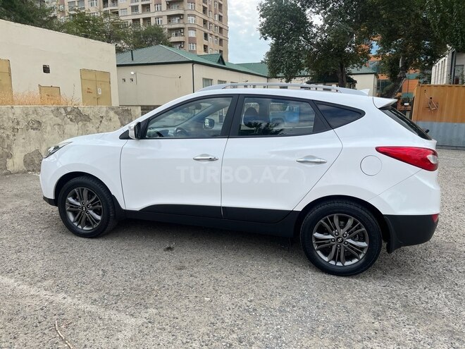 Hyundai ix35-4