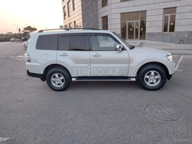 Mitsubishi Pajero 2008, 189,000 km - 3.0 l - Bakı