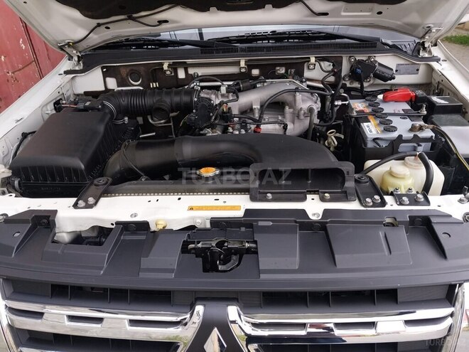 Mitsubishi Pajero 2008, 189,000 km - 3.0 l - Bakı
