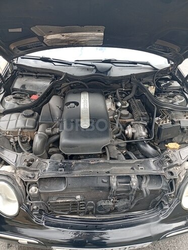 Mercedes C 270 2002, 547,433 km - 2.7 л - Bakı