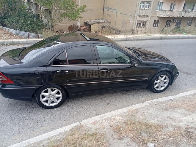 Mercedes C 270 2002, 547,433 km - 2.7 л - Bakı