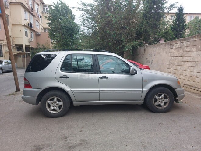 Mercedes ML 320 4MATIC 2001, 218,000 km - 3.2 л - Bakı