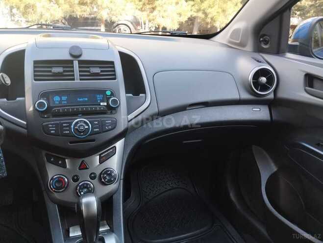 Chevrolet Aveo-19
