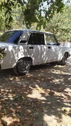 LADA (VAZ) 2107 2008, 99,999 km - 1.6 l - Salyan