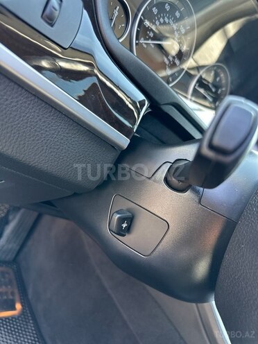 BMW 528 2013, 295,000 km - 2.0 l - Bakı
