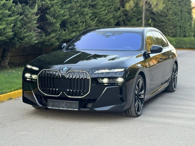 BMW 750e xDrive 2024, 29,000 km - 3.0 л - Bakı
