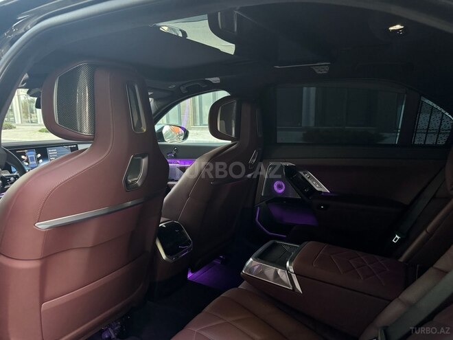 BMW 750e xDrive 2024, 29,000 km - 3.0 л - Bakı