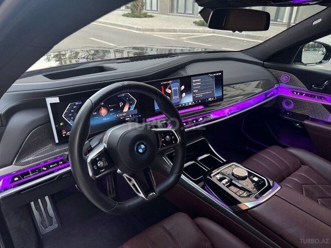 BMW 750e xDrive 2024, 29,000 km - 3.0 л - Bakı