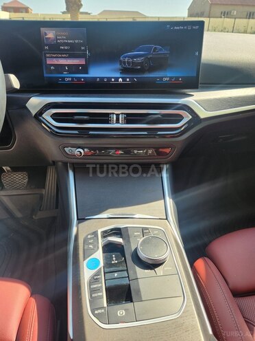 BMW i4-13