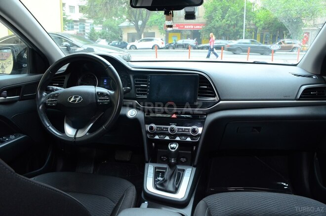 Hyundai Elantra 2019, 78,563 km - 2.0 л - Bakı