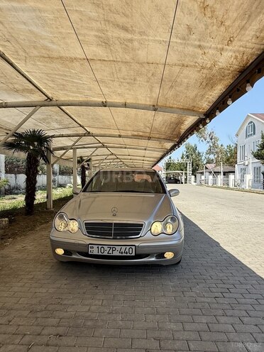 Mercedes C 200 2000, 248,633 km - 2.0 л - Astara
