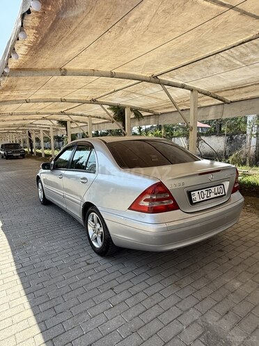 Mercedes C 200 2000, 248,633 km - 2.0 л - Astara