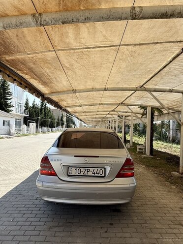 Mercedes C 200 2000, 248,633 km - 2.0 л - Astara