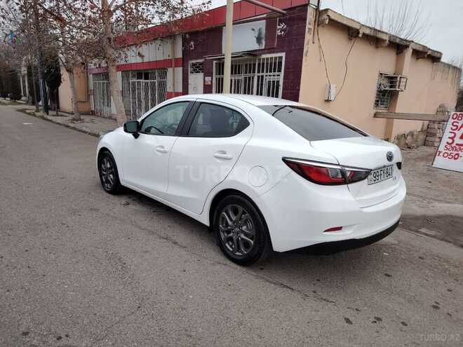Toyota Yaris iA 2016, 205,500 km - 1.5 л - Bakı