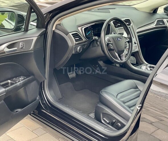 Ford Fusion (North America) 2019, 82,000 km - 1.5 л - Bakı