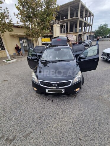 Kia Ceed 2009, 245,000 km - 1.6 л - Bakı