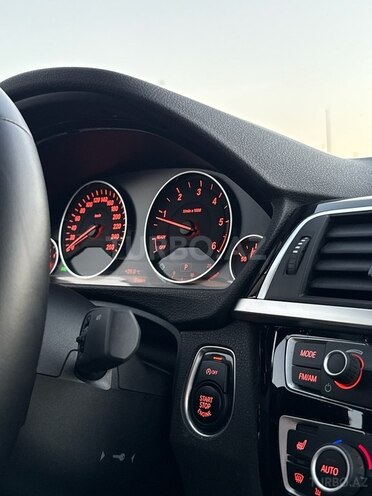 BMW 320 2018, 124,300 km - 2.0 l - Bakı