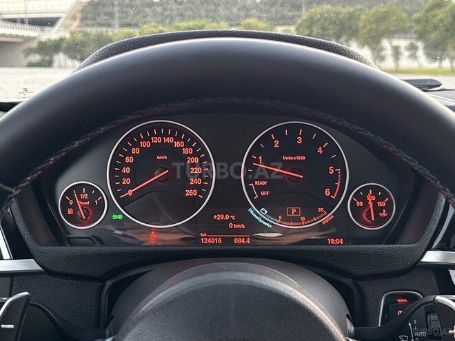 BMW 320 2018, 124,300 km - 2.0 l - Bakı