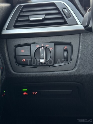 BMW 320 2018, 124,300 km - 2.0 l - Bakı