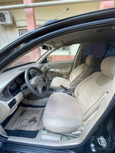 Nissan Sunny 2008, 195,658 km - 1.6 л - Bakı