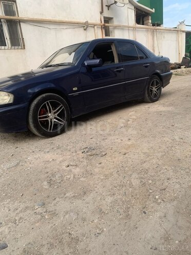 Mercedes C 220 1996, 225,000 km - 2.2 l - Bakı