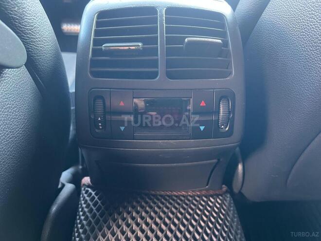 Mercedes E 220 2006, 262,000 km - 2.2 l - Bakı