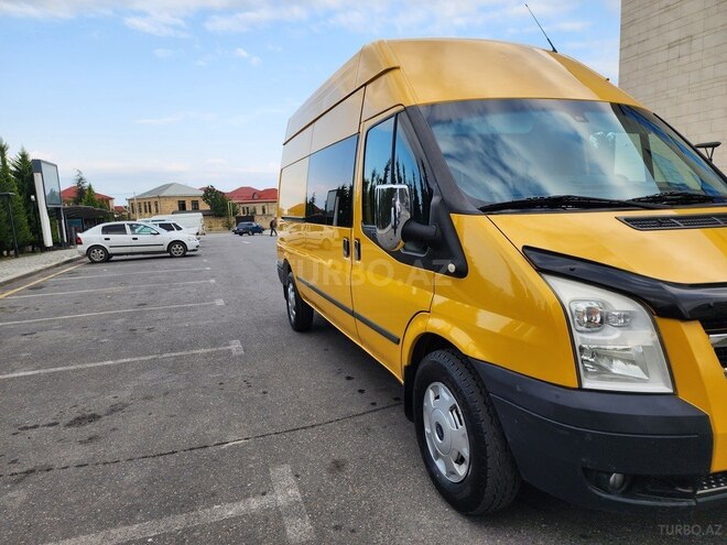 Ford Transit 2010, 206,000 km - 2.4 l - Quba