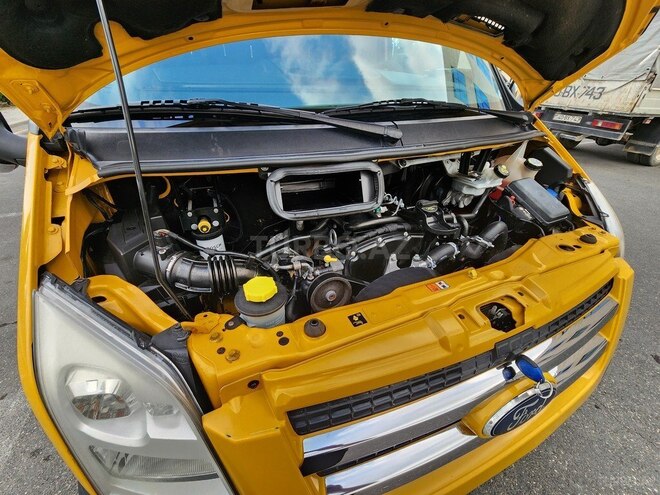 Ford Transit 2010, 206,000 km - 2.4 l - Quba