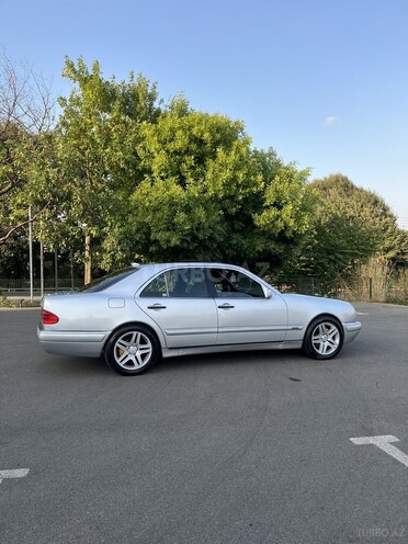 Mercedes E 200 1998, 254,888 km - 2.0 l - Bakı