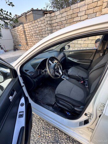 Hyundai Accent 2013, 194,000 km - 1.4 l - Bakı