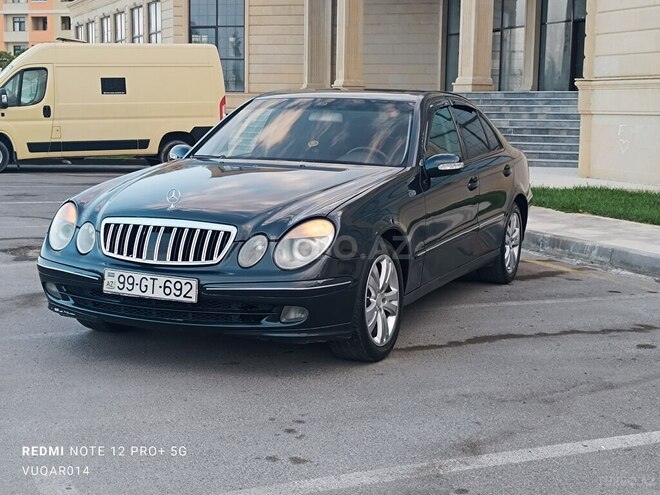 Mercedes E 220 2002, 230,500 km - 2.2 l - Bakı